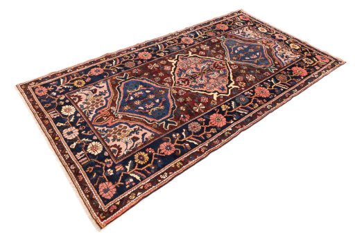 Close-up detail of 1974s Bakhtiar rug from Iran / Persia showing Wool weave
