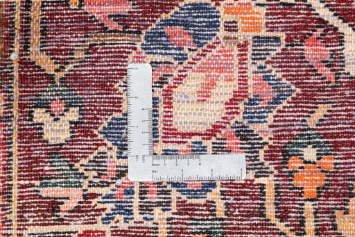 Central medallion detail of 1990s Bakhtiar rug from Iran / Persia