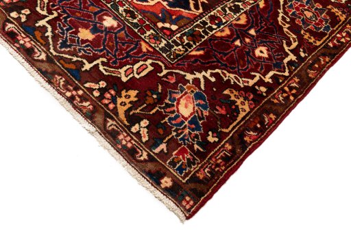 Close-up detail of 1990s Bakhtiar rug from Iran / Persia showing Wool weave