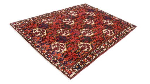 Corner detail of 1990s Bakhtiar rug showing border pattern and Wool pile