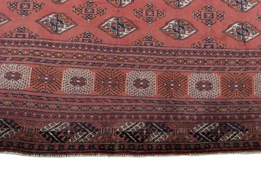 Central medallion detail of 2000s Baloch rug from Iran / Persia
