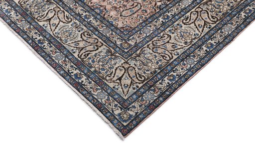 Backside of handmade 1910s Dorokhsh rug showing knot structure and weave density