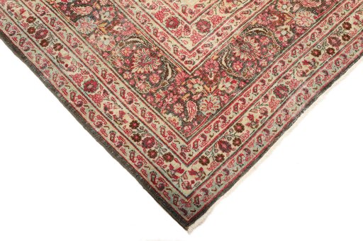 Central medallion detail of 1950s Dorokhsh rug from Iran / Persia