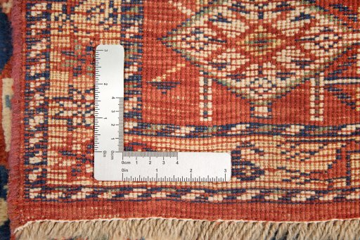Close-up detail of 2000s Ghashghai rug from Iran / Persia showing Wool weave