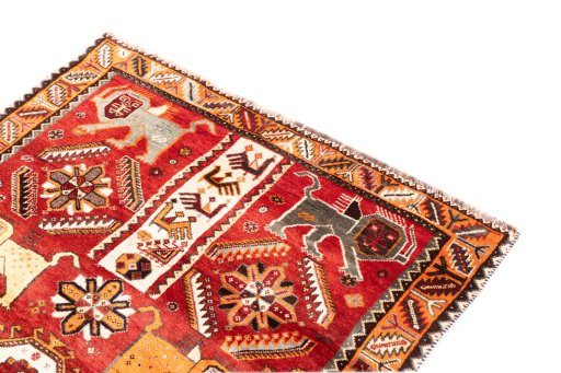 Surface texture of 1994s Ghashghai rug with natural Wool and intricate pattern
