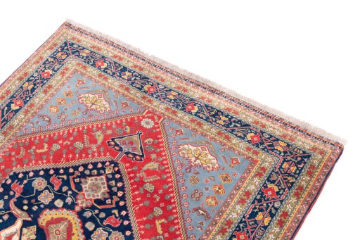 Surface texture of 1984s Ghashghai rug with natural Wool and intricate pattern