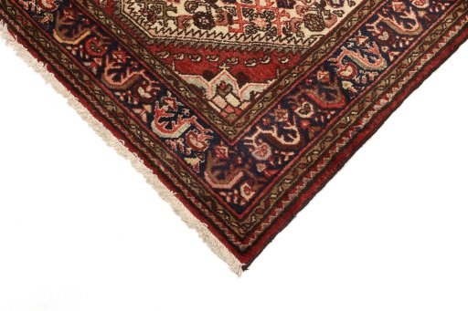 Surface texture of 1940s Hamedan rug with natural Wool and intricate pattern