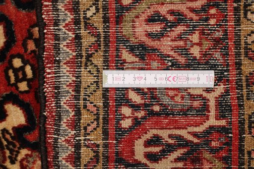 Full view of 1940s Hamedan rug from Iran / Persia, 152 × 108 cm in Cream tones