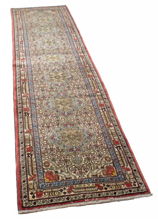 Corner detail of New Hamedan rug showing border pattern and Wool pile