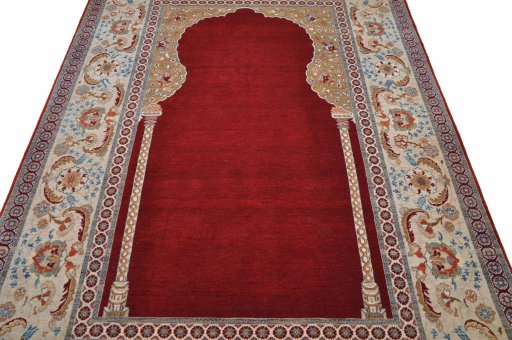 Surface texture of New Hamedan rug with natural Wool and intricate pattern