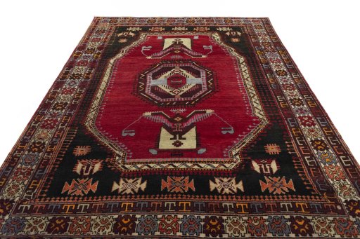 Surface texture of 2000s Hamedan rug with natural Wool and intricate pattern