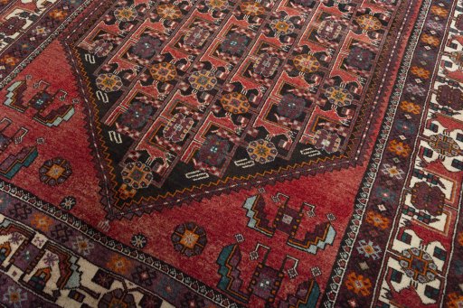 Central medallion detail of 2000s Hamedan rug from Iran / Persia