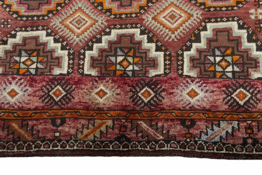 Central medallion detail of 2000s Hamedan rug from Iran / Persia
