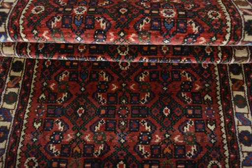 Full view of New Hamedan rug from Iran / Persia, 490 × 78 cm in Red tones