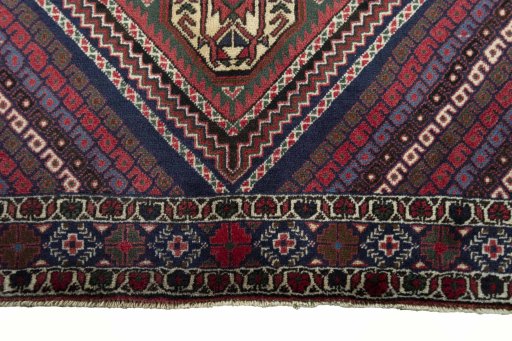 Central medallion detail of 2000s Hamedan rug from Iran / Persia
