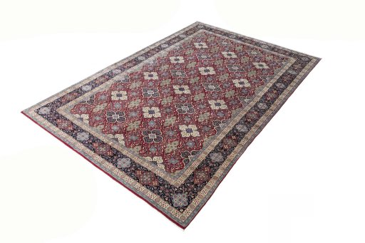Corner detail of New Hamedan rug showing border pattern and Cork pile