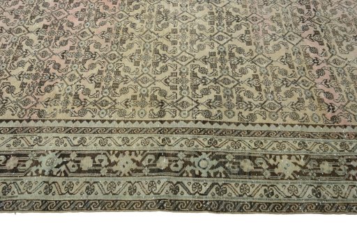 Close-up detail of 1970s Hamedan rug from Iran / Persia showing Wool weave