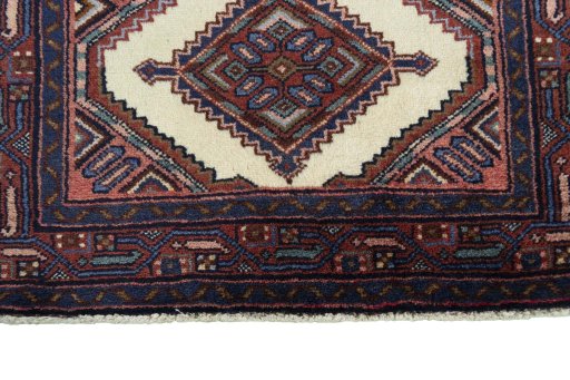Central medallion detail of New Hamedan rug from Iran / Persia