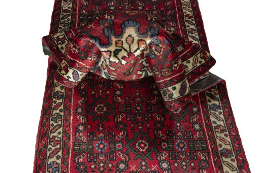 Close-up detail of New Hamedan rug from Iran / Persia showing Wool weave