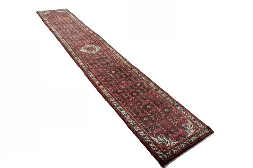 Close-up detail of New Hamedan rug from Iran / Persia showing Wool weave