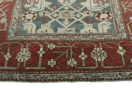 Central medallion detail of 1930s Hamedan rug from Iran / Persia