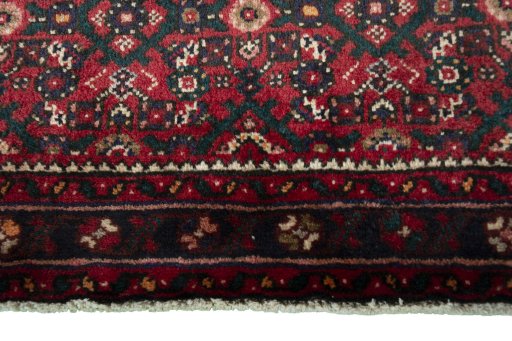 Central medallion detail of New Hamedan rug from Iran / Persia