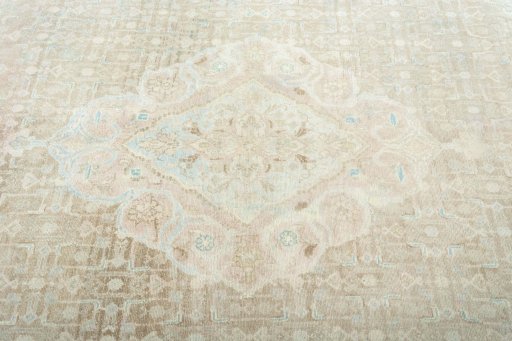 Central medallion detail of 1950s Hamedan rug from Iran / Persia
