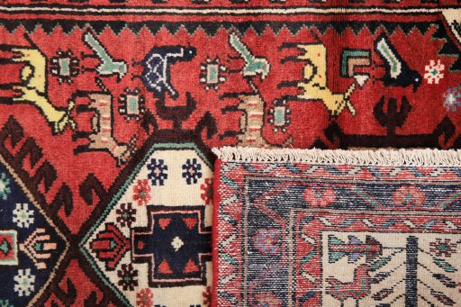 Close-up detail of 1990s Hamedan rug from Iran / Persia showing Wool weave
