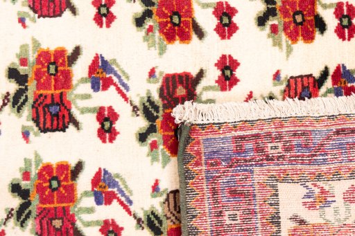 Close-up detail of 1998s Hamedan rug from Iran / Persia showing Wool weave