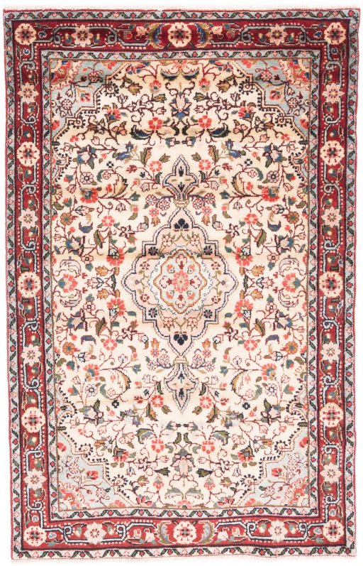 Full view of 1970s Hamedan rug from Iran / Persia, 160 × 100 cm in Cream tones
