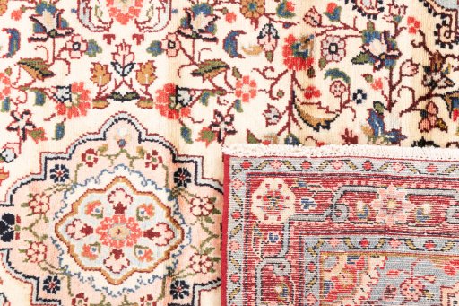 Close-up detail of 1970s Hamedan rug from Iran / Persia showing Wool weave