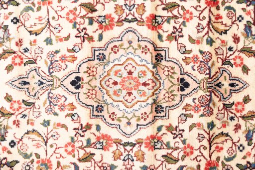 Full view of 1970s Hamedan rug from Iran / Persia, 160 × 100 cm in Cream tones