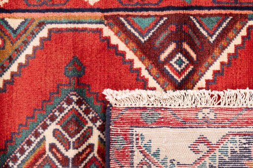 Close-up detail of 1985s Hamedan rug from Iran / Persia showing Wool weave