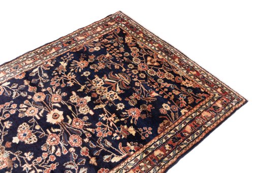 Surface texture of 2001s Hamedan rug with natural Wool and intricate pattern