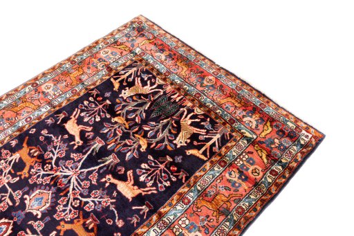 Surface texture of 1998s Hamedan rug with natural Wool and intricate pattern
