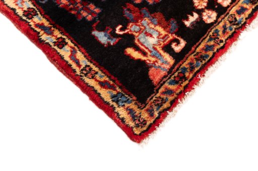 Central medallion detail of 1998s Hamedan rug from Iran / Persia