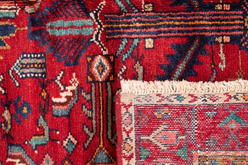 Close-up detail of 1982s Hamedan rug from Iran / Persia showing Wool weave