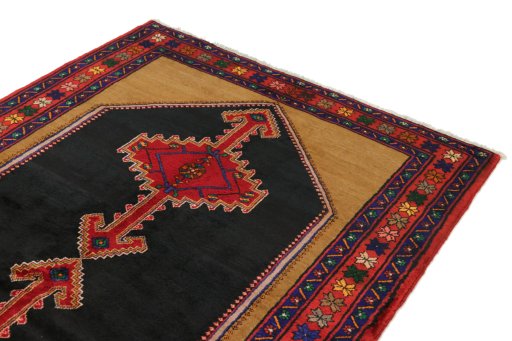 Surface texture of New Hamedan rug with natural Wool and intricate pattern