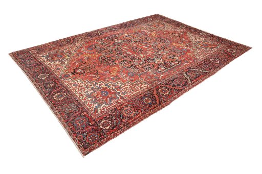 Corner detail of 1940s Heriz rug showing border pattern and Wool pile