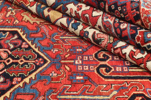 Full view of 1940s Heriz rug from Iran / Persia, 511 × 363 cm in Red tones