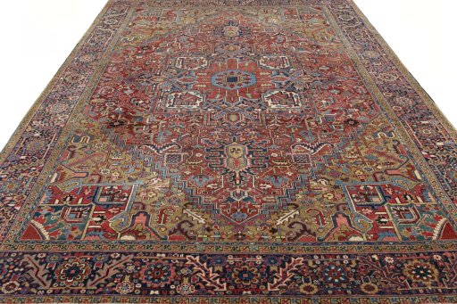 Surface texture of 1930s Heriz rug with natural Wool and intricate pattern
