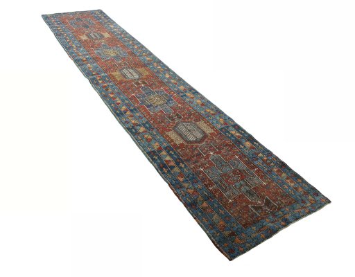 Close-up detail of 1930s Heriz rug from Iran / Persia showing Wool weave