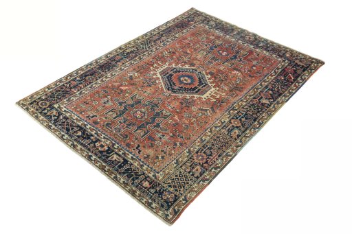 Corner detail of 1930s Heriz rug showing border pattern and Wool pile