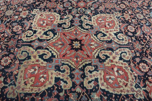 Central medallion detail of 1930s Heriz rug from Iran / Persia