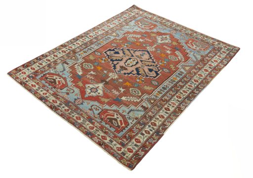 Corner detail of 1930s Heriz rug showing border pattern and Wool pile