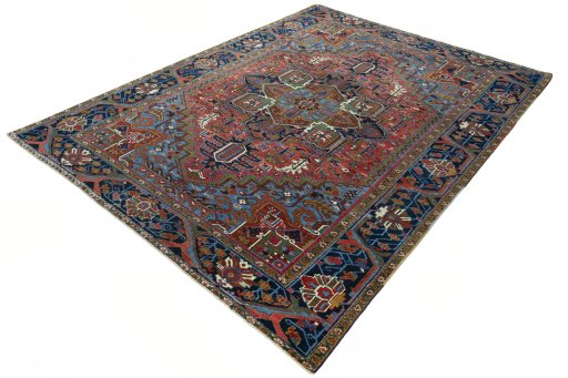 Corner detail of 1930s Heriz rug showing border pattern and Wool pile