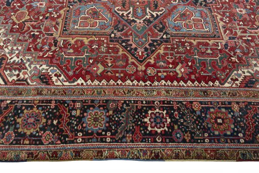 Corner detail of 1930s Heriz rug showing border pattern and Wool pile
