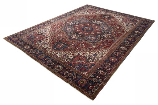Corner detail of 1930s Heriz rug showing border pattern and Wool pile