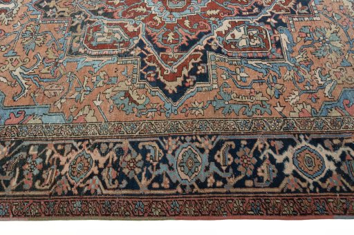 Corner detail of 1930s Heriz rug showing border pattern and Wool pile