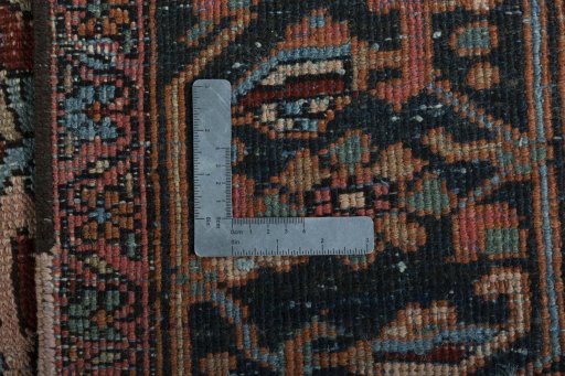 Central medallion detail of 1930s Heriz rug from Iran / Persia